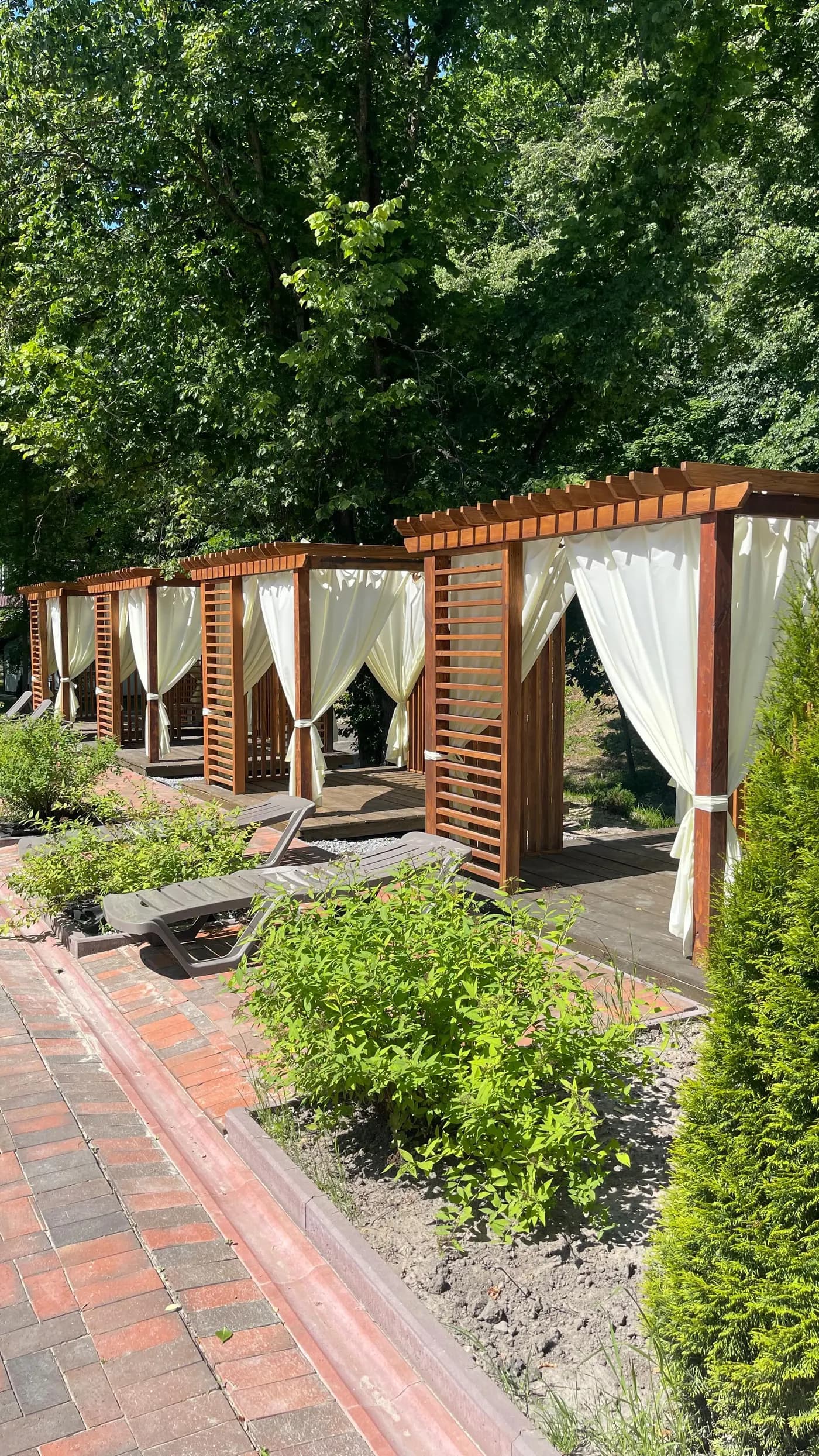 Vorhänge & Gardinen, Sumy — Boston Atelier