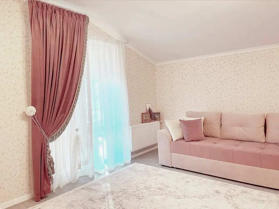Vorhänge & Gardinen, Gardinenschienen, Wohnzimmer, Sumy — Boston Atelier